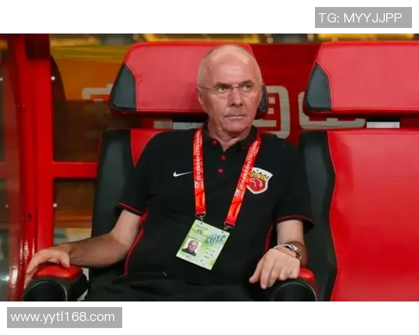 泪别绿茵传奇球星球迷深情送行见证最后时刻